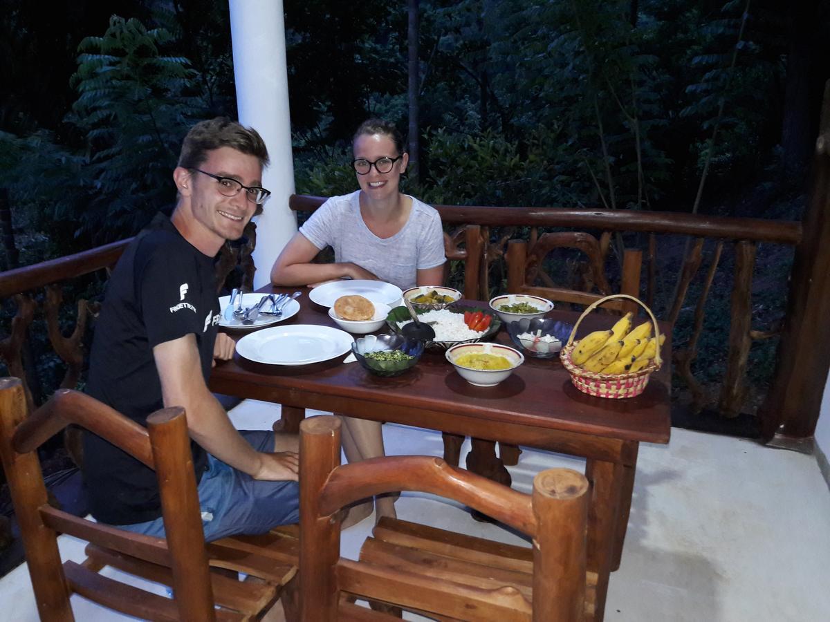 La Rochelle Bed & Breakfast Ella Bagian luar foto