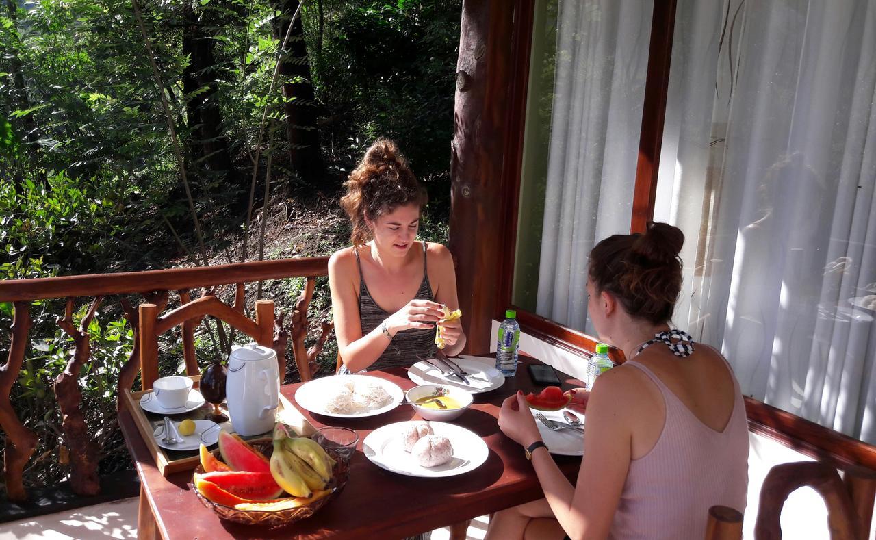 La Rochelle Bed & Breakfast Ella Bagian luar foto