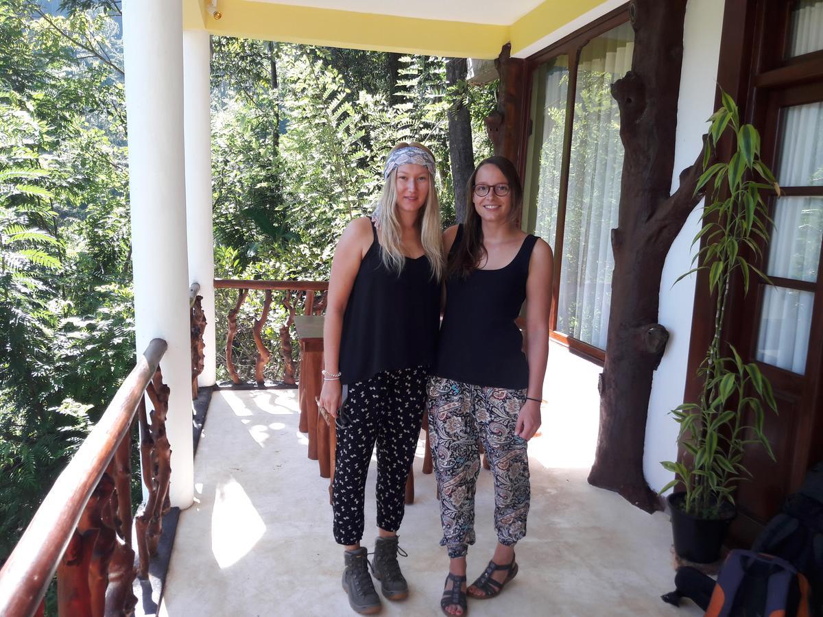 La Rochelle Bed & Breakfast Ella Bagian luar foto