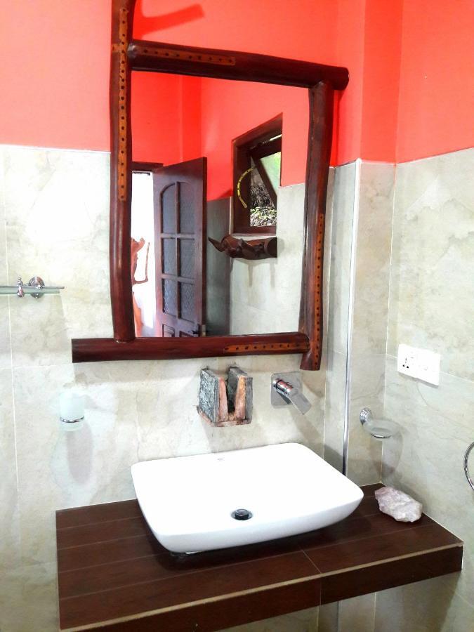 La Rochelle Bed & Breakfast Ella Bagian luar foto
